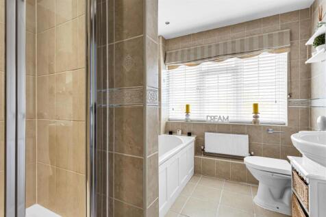 Bathroom  Springfield Road.jpg