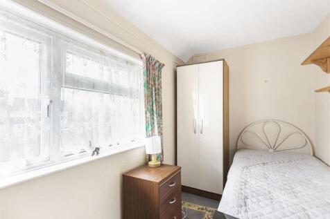 Ruggles Brise Bedroom 3.jpg