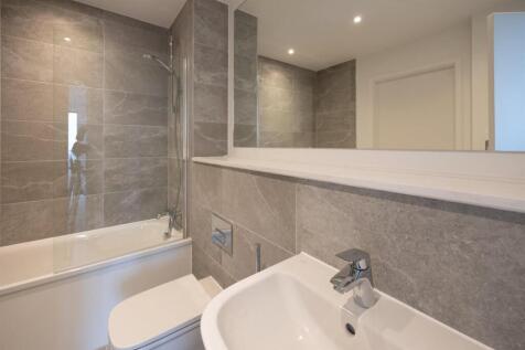 silkbank-wharf-bathroom.jpg