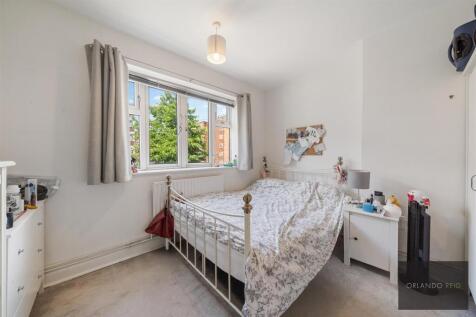 33 Morant House SW9 9AA-9.jpg
