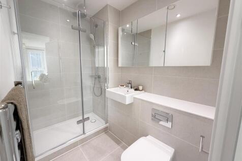Novella 1906 - Bathroom 2-min.jpg