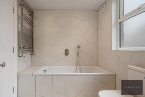 182B Dunstans Road SE22 0ES-4.jpg