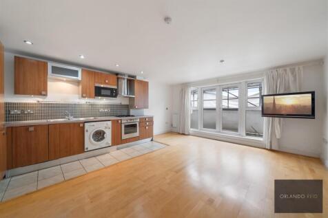 Flat 3, 376 Clapham Road SW9 9AR-1.jpg