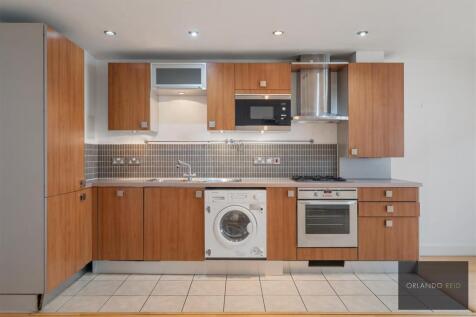 Flat 3, 376 Clapham Road SW9 9AR-4.jpg