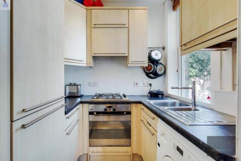4_Kitchen-0.jpg