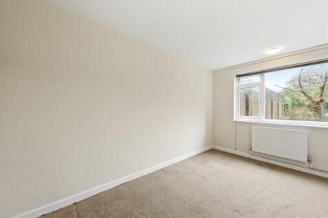 Flat 2, Orchard Court, 4 Victoria Rise, London  - 