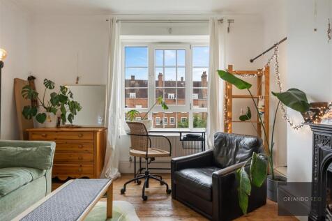 Flat 57, Stockwell Gardens SW9 0RY-4.jpg
