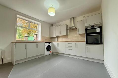 PHOTO-2025-10-16-10-40-27 (6).jpg