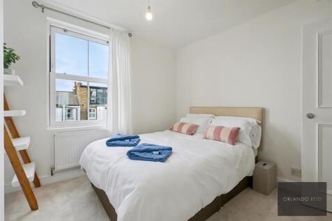 258B Battersea Park Road SW11 3BP-8.jpg