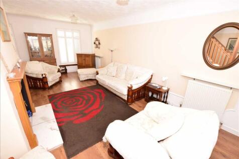 Lounge / Dining