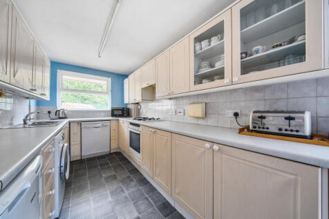 1345133-15-68ad9c...