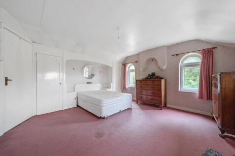 1366042-9-68efd51...