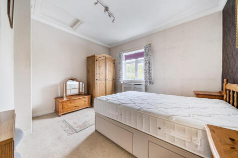 1364738-3-68f261a...