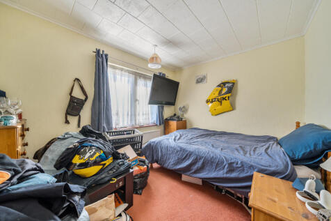 1369270-19-68ff43...