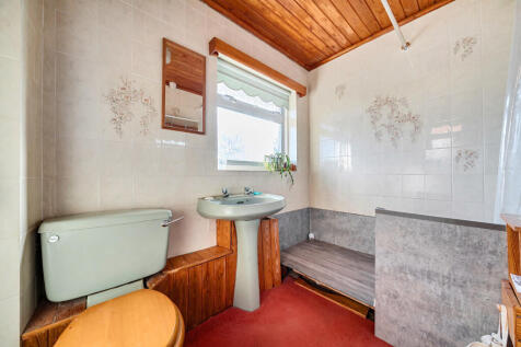 1369270-20-68ff43...