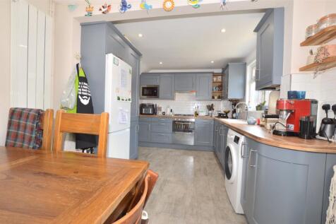 Dining / Kitchen