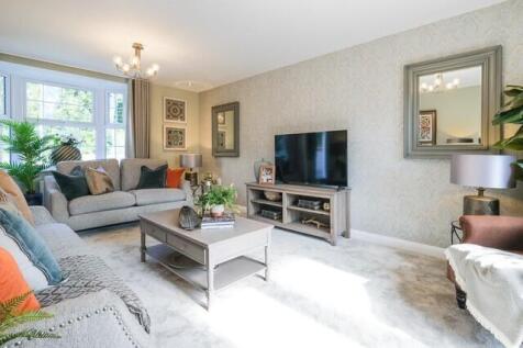 Large Ashington lounge with neutral decor