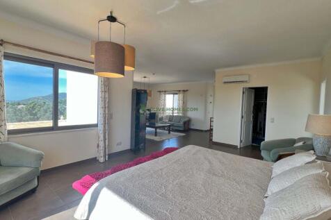 Property Image 104