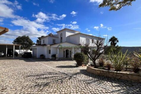 Property Image 104