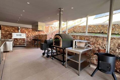 Property Image 138