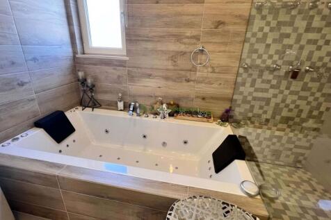 Property Image 64