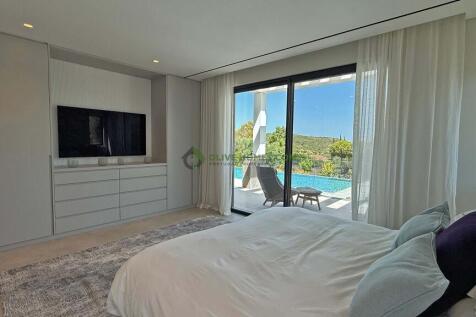 Property Image 103