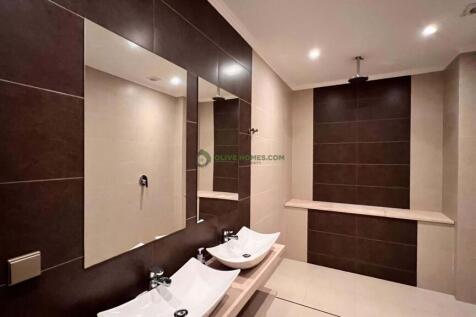 Property Image 81