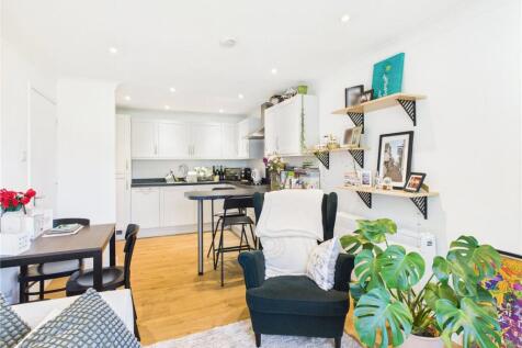 Kitchen/Living Space