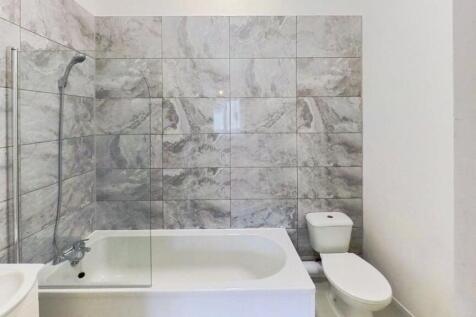 Charter-6B-Bathroom.jpg