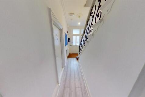 Gains-Road-Hallway.jpg