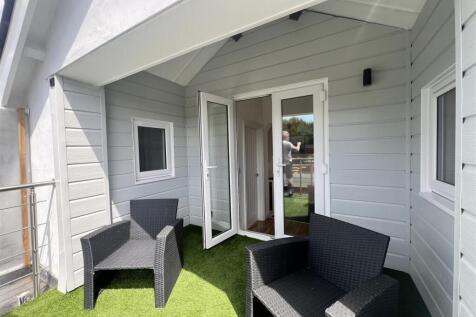 Roof terrace area