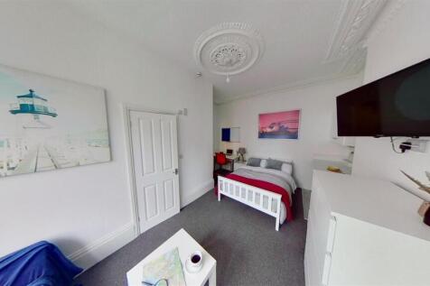 Gains-Road-Room-2-panoramic.jpg