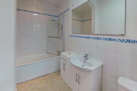 28-Francis-Avenue-Bathroom.jpg