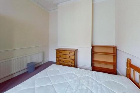 28-Francis-Avenue-Bedroom(3).jpg