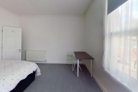 6-Victory-Road-Bedroom(1).jpg