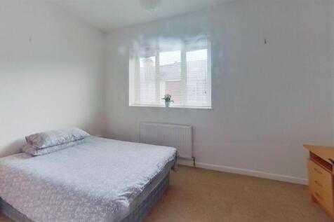 31-Telephone-Road-Bedroom.jpg
