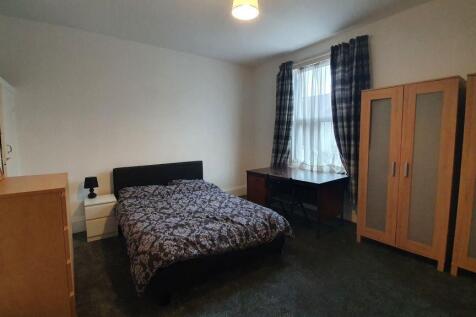 Bedroom picture 1.jpg