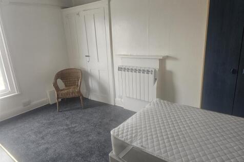 room 7.jpg