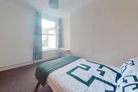 16a-Baileys-Road-Bedroom(3).jpg