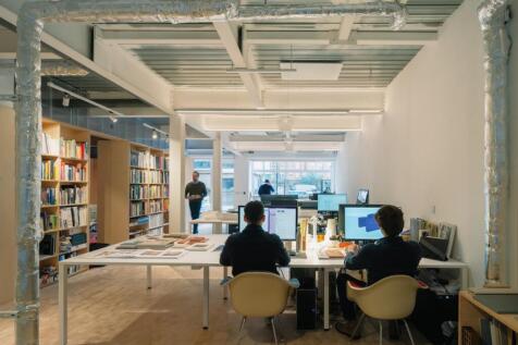 Spurhouse8105Edit.jpg