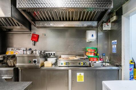Burdett Rd 322  9.jpg