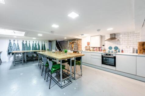 Hackney Rd 408  14.jpg