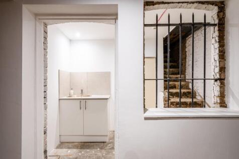 Upper St 124 NEW  17.jpg