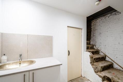 Upper St 124 NEW  19.jpg