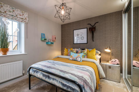 Children&#39;s bedroom with yellow bedding