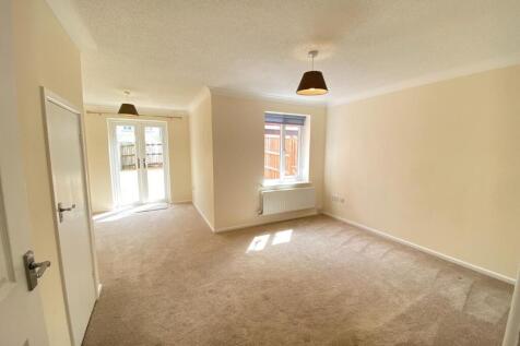 Lounge Dining Room.jpg