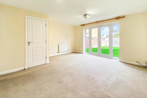 Lounge Dining Room
