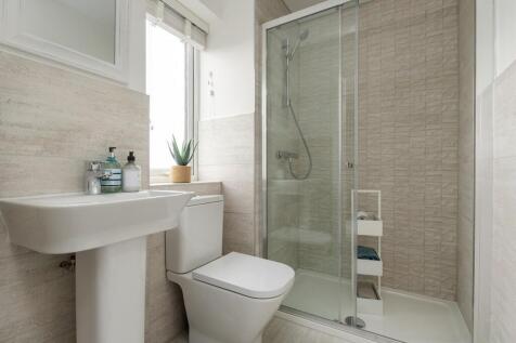 En suite bathroom away from the family