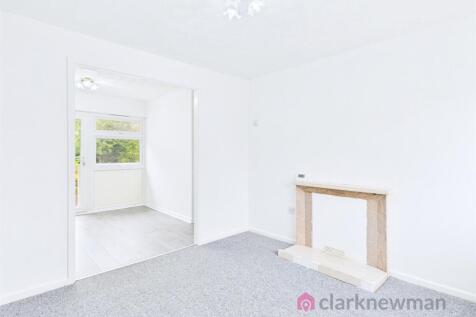 Living Room (2)