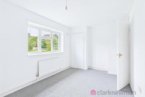 Bedroom One (2)